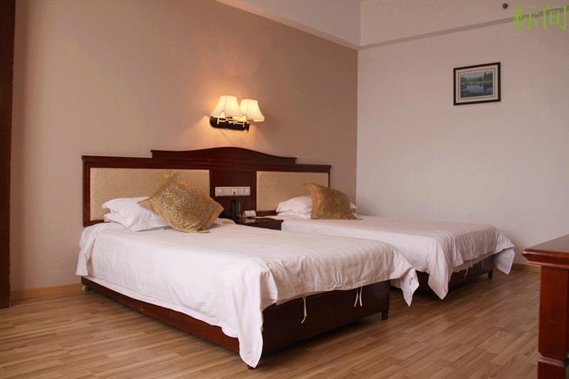 Vienna Hotel Jiujiang Railway Station — 4-Star Luxury Hotel in Jiujiang, People's Republic of China