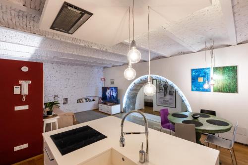 Simon's House — 4-Star Luxury Hotel in Trieste, Italy