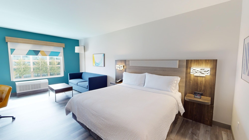 Holiday Inn Express & Suites Chicago Schaumburg an IHG Hotel - photo 13