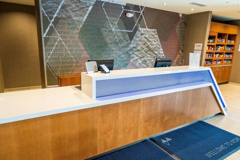 SpringHill Suites by Marriott Ontario Airport Rancho Cucamonga - photo 3