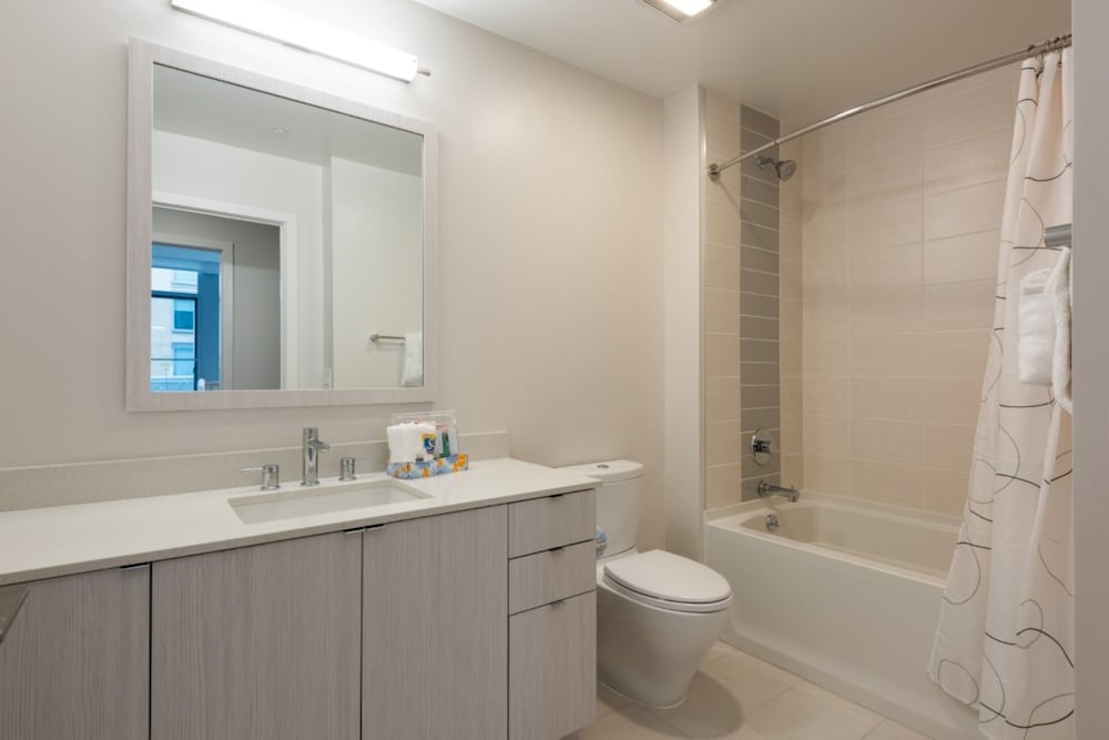 Global Luxury Suites Crystal City - photo 88