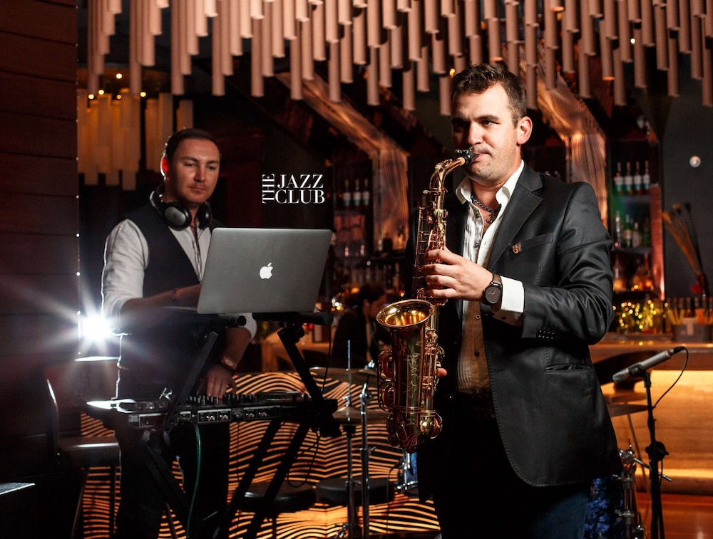 מזון ומשקאות