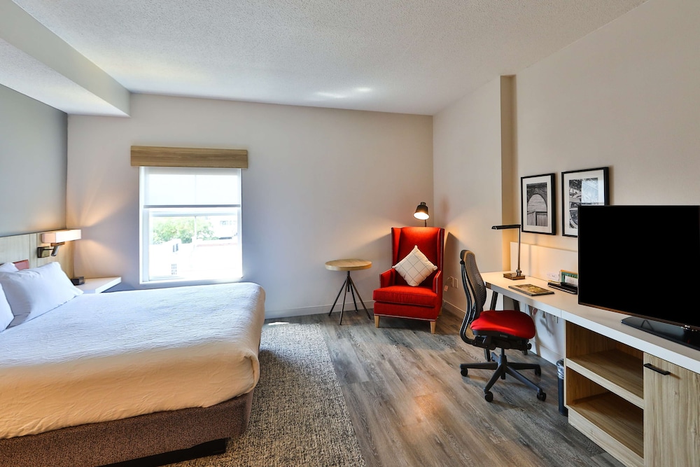 Hilton Garden Inn Savannah Historic District - photo 32