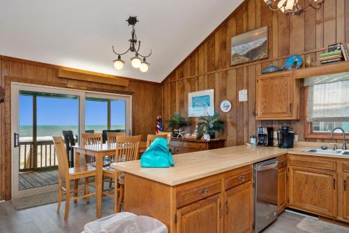 A Pirate's Paradise by Oak Island Accommodations - photo 43