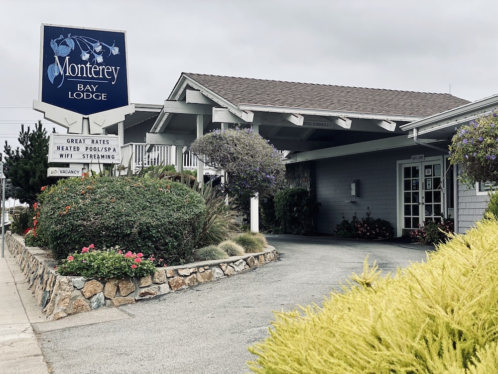 Monterey Bay Lodge - photo 49
