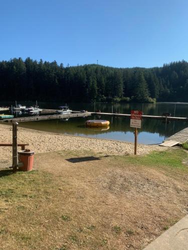 Mercer Lake Resort and Beach - photo 21
