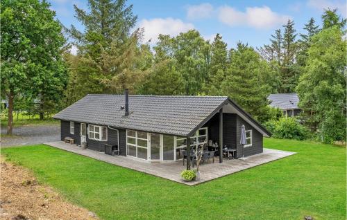 Three Bedroom Holiday Home In Blavand — 5-Star Luxury Hotel in Varde, Denmark