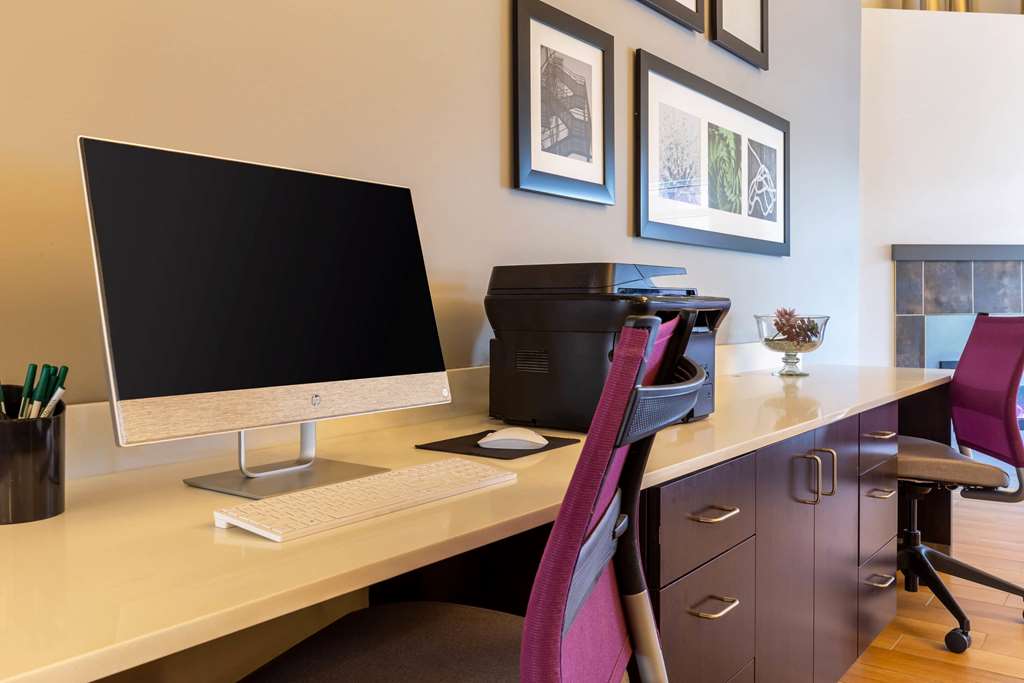 La Quinta Inn & Suites by Wyndham Spokane Valley - photo 29