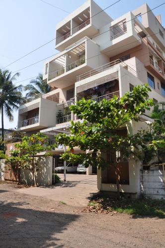 Chandralok Service Apartments — 4-Star Luxury Hotel in Kolhapur, India