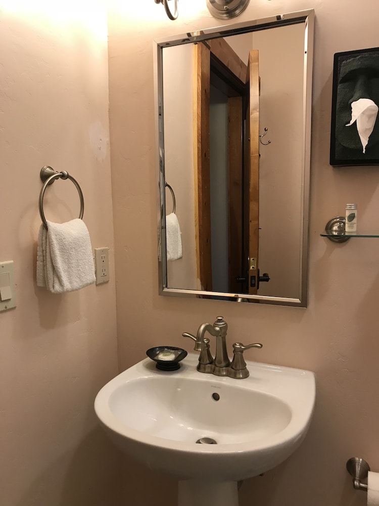 Hotel Sutter - photo 42