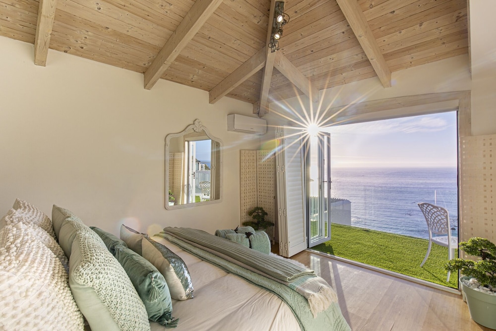Clifton YOLO Spaces Arcadia Steps