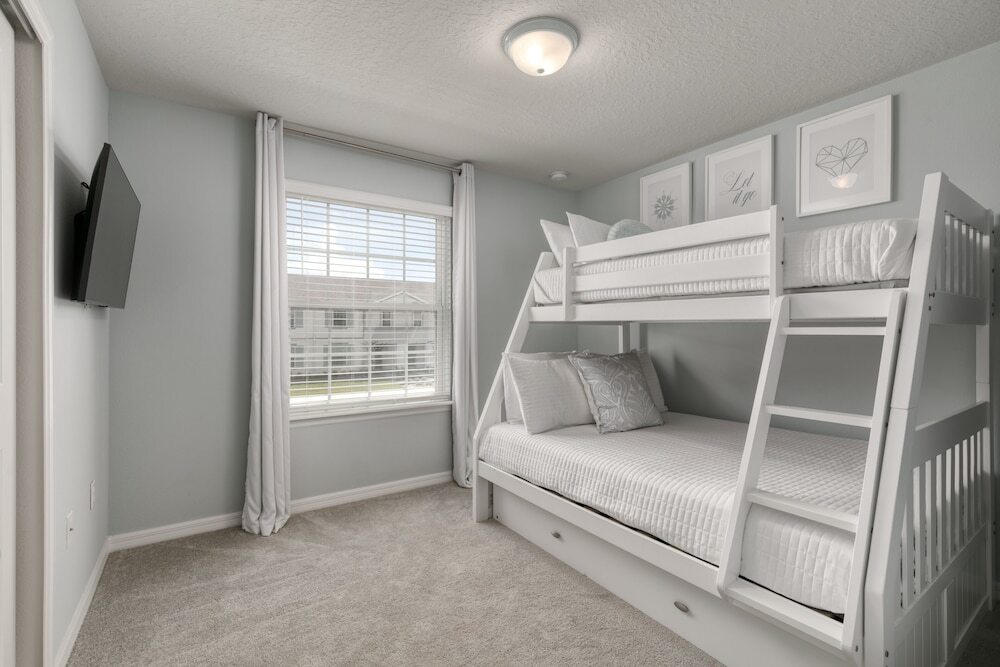 Gorgeous 5Bd with Pool @ Windsor Island Resort 111 - photo 4