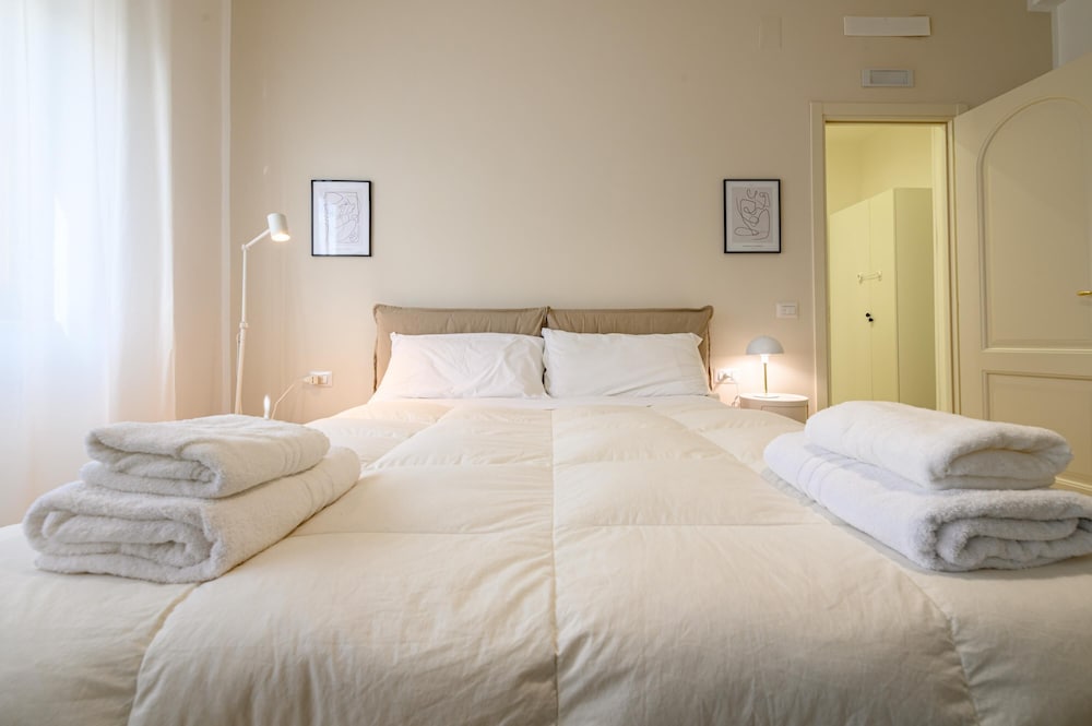 Via Consalvo 120 A in Naples — 4-Star Luxury Hotel in Naples, Italy