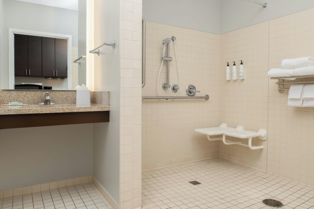 TownePlace Suites Jackson Ridgeland Township at Colony Park - photo 27