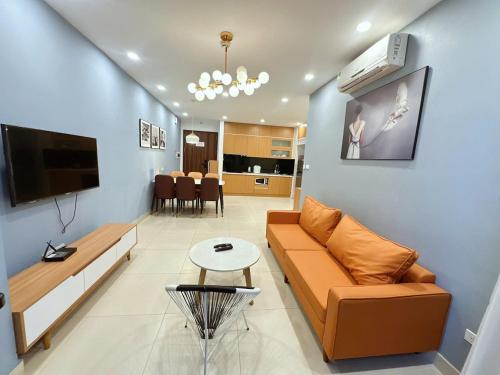 Asahi Luxstay FLC Green Home Pham Hung 3BR Apartment — 4-Star Luxury Hotel in Hanoi, Vietnam