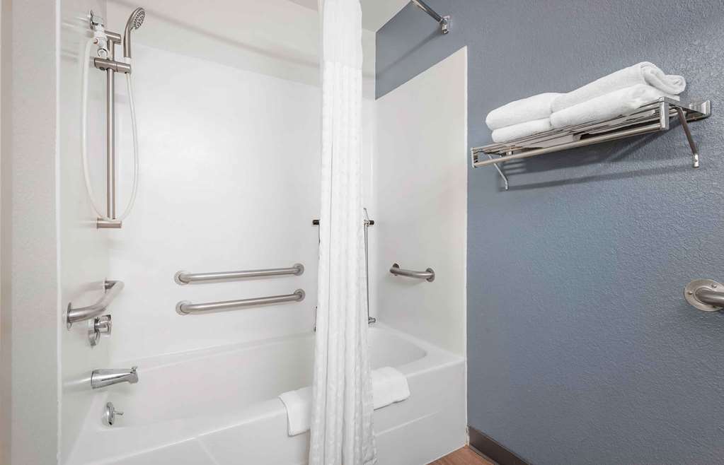 Extended Stay America Suites Fort Wayne South - photo 15