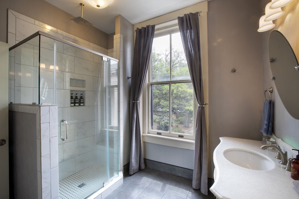 Foley House Inn - photo 104
