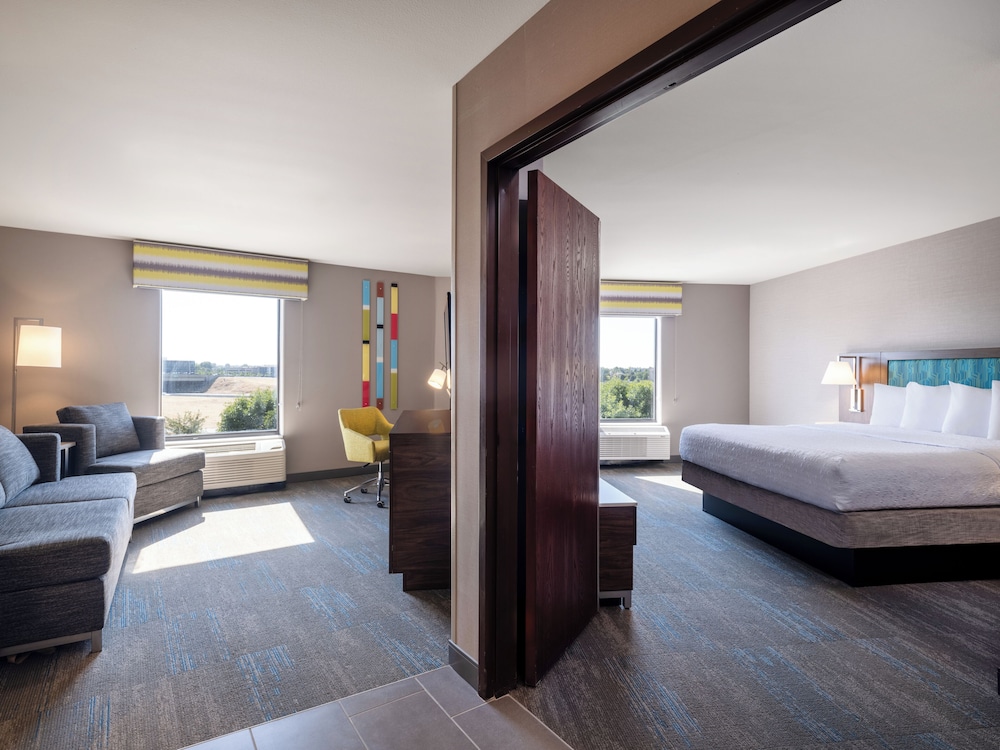 Hampton Inn & Suites Boise Meridian - photo 26