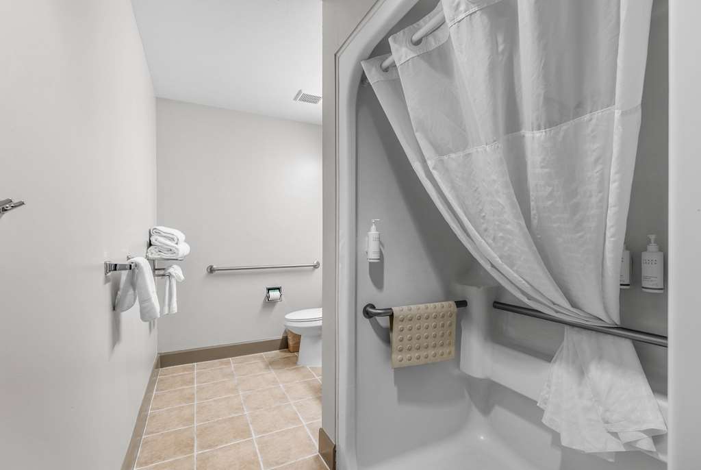 Days Inn by Wyndham Camp Verde Arizona - photo 21