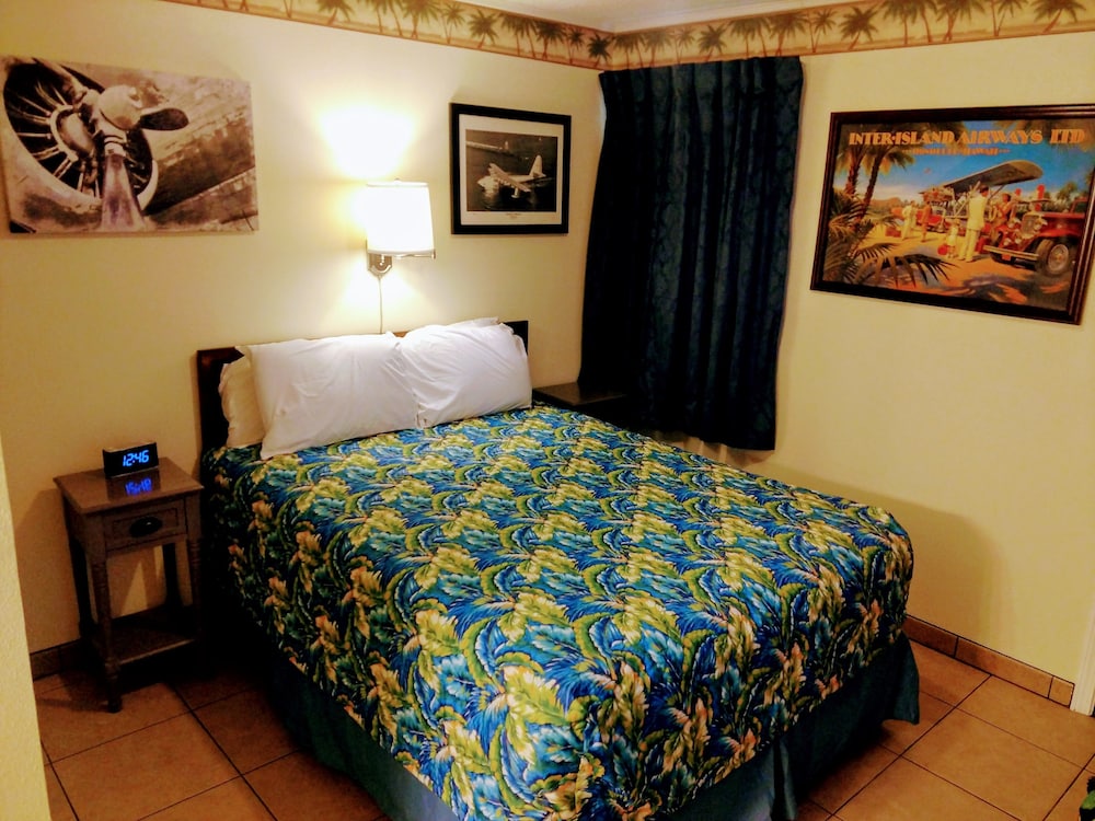 Amelia's Landing Hotel - photo 6