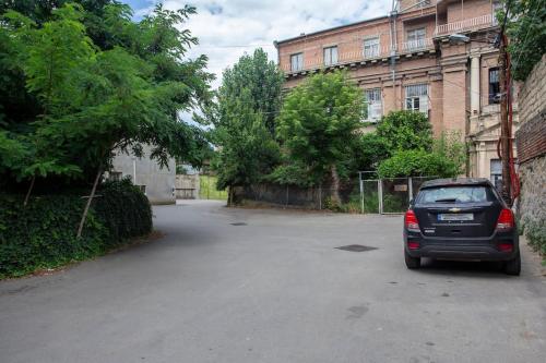 Condo in center Tbilisi with Terrace