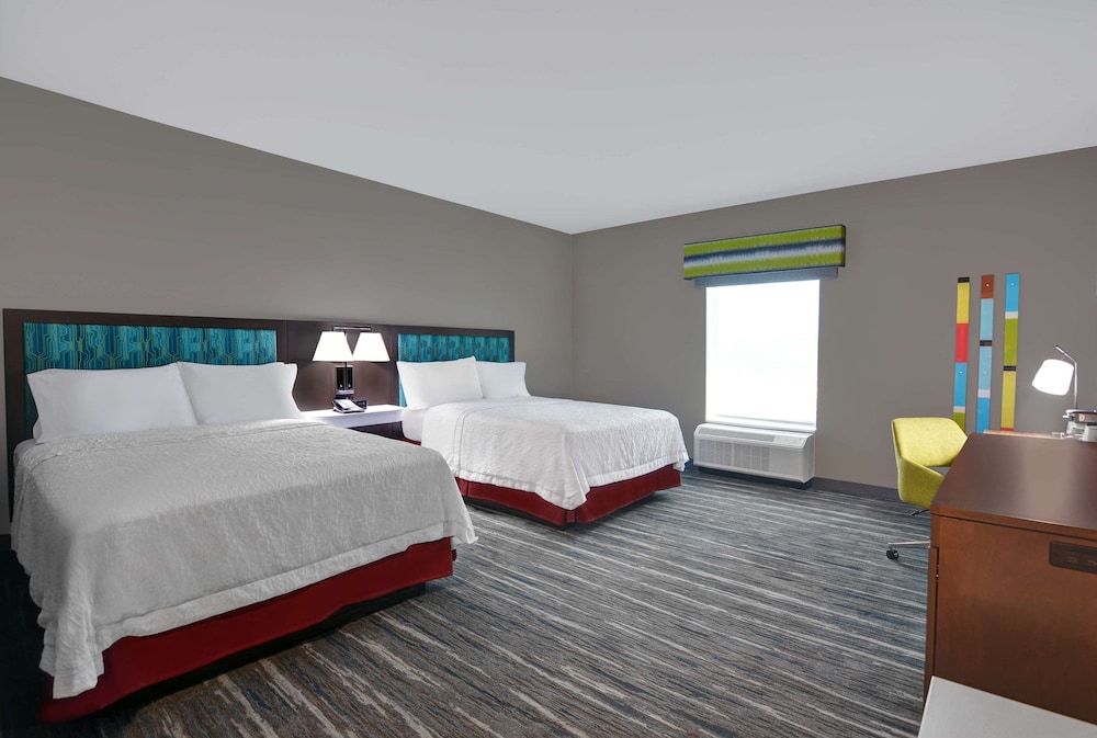 Hampton Inn & Suites MacClenny I 10 - photo 21