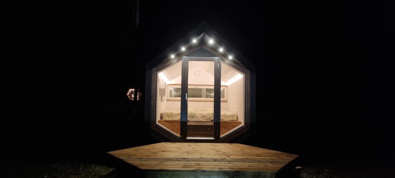 Ku:Kärg - carbon neutral hotel in Unknown City