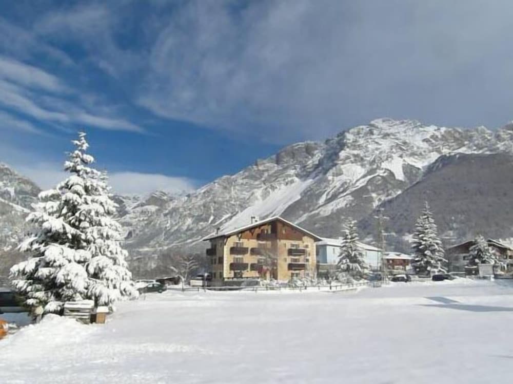 Alpi Golf Hotel — Bormio