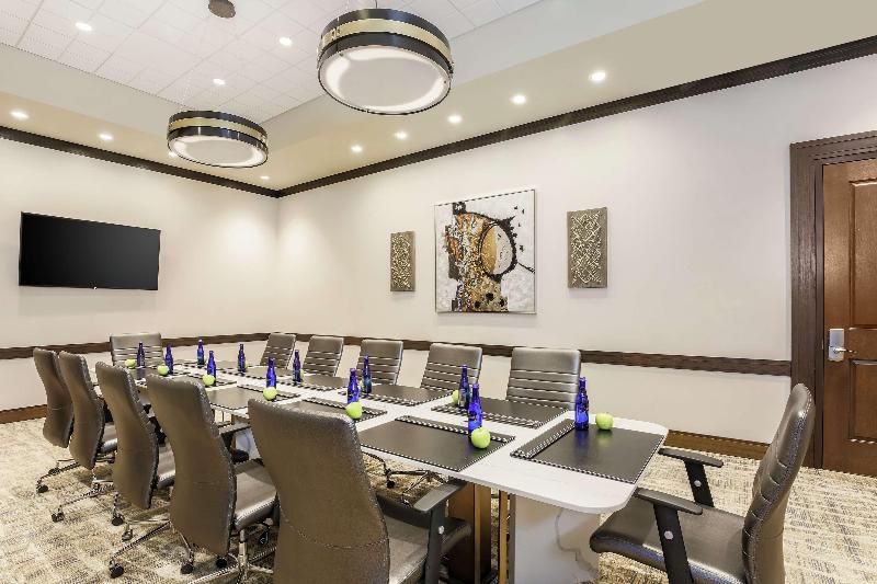 Embassy Suites by Hilton Syracuse Destiny USA - photo 100