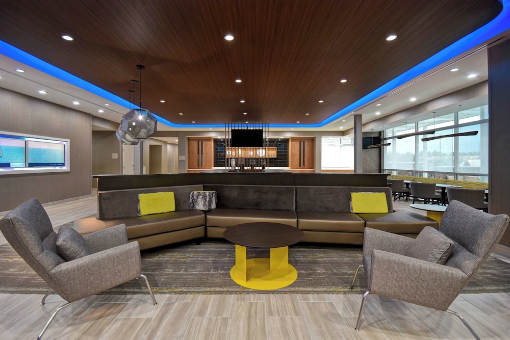 SpringHill Suites by Marriott Holland - photo 2