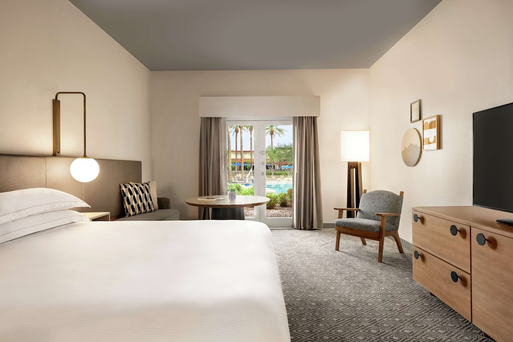 Hilton Scottsdale Resort & Villas - photo 16