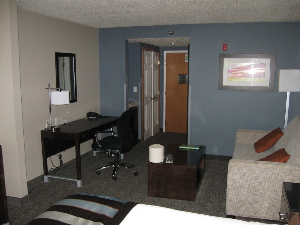 Wingate by Wyndham Fargo - photo 30