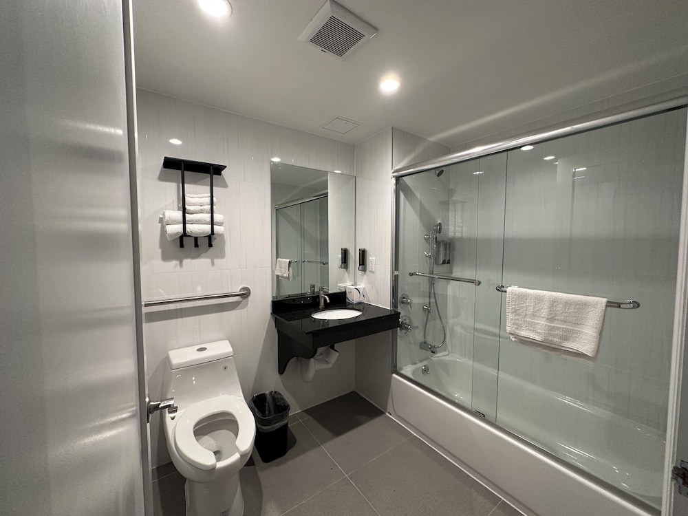 Regal Inn & Suites New York LaGuardia Hotel - photo 23