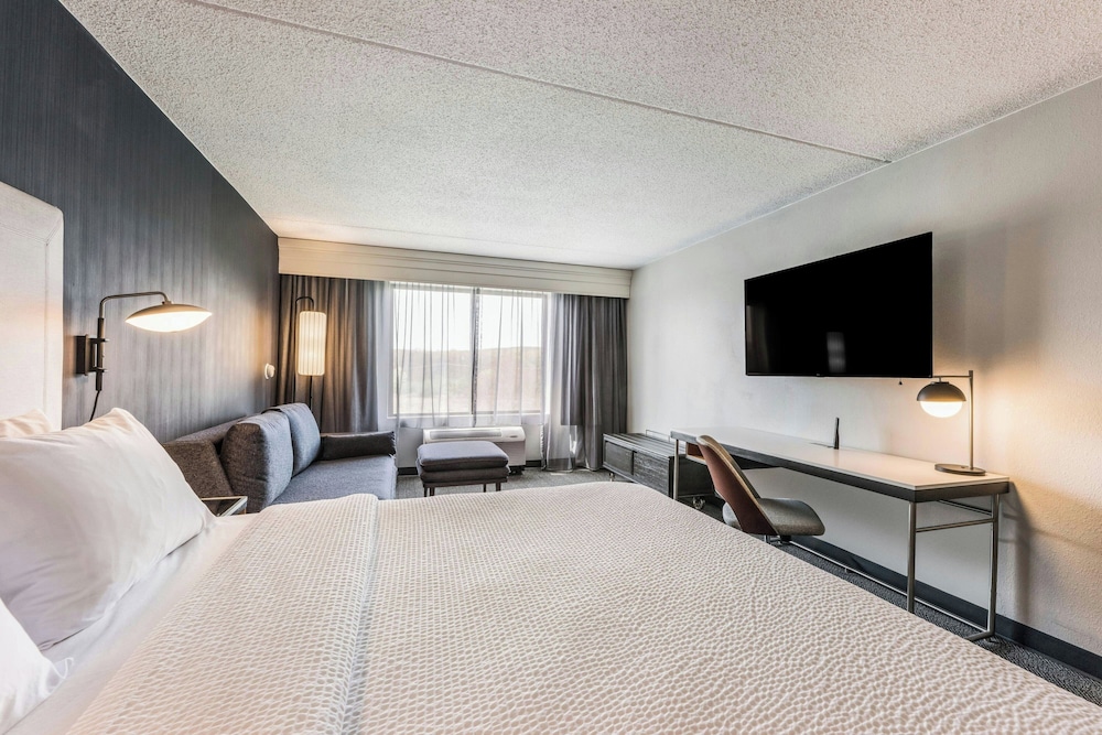 Courtyard by Marriott Rockaway Mount Arlington - photo 13