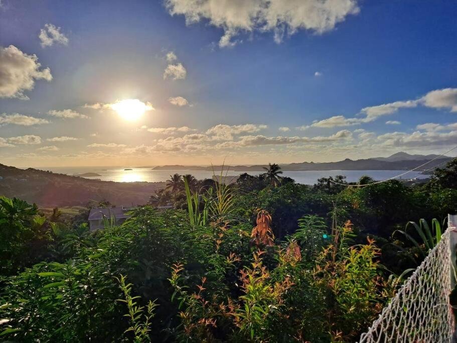 Zowanj Logement Avec Vue Panoramique in Le Robert, Martinique