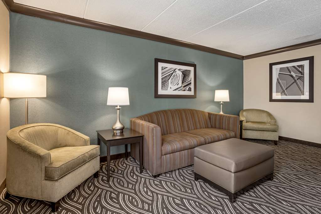 Best Western Plus Kingston Hotel And Conference Center - photo 23