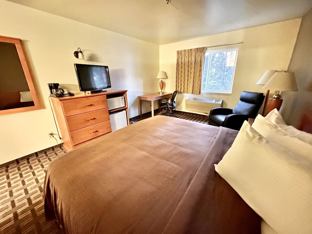 FairBridge Inn & Suites Kellogg - photo 10