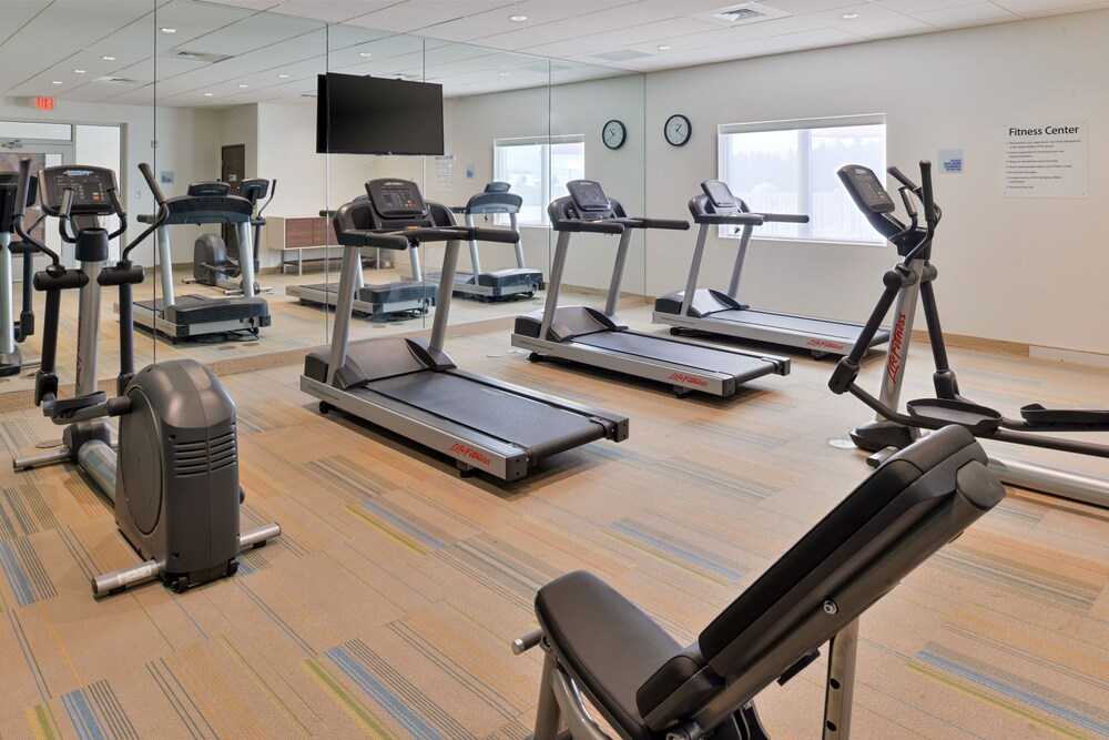 Holiday Inn Express & Suites St. Petersburg Madeira Beach by IHG - photo 41