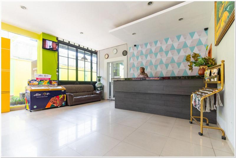 RedDoorz Plus at Hertasning Area Makassar in Makassar, Indonesia