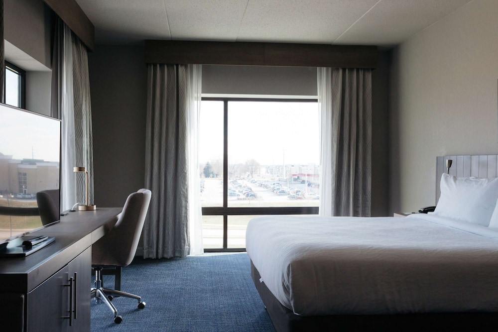 Hilton Garden Inn Madison Sun Prairie - photo 36