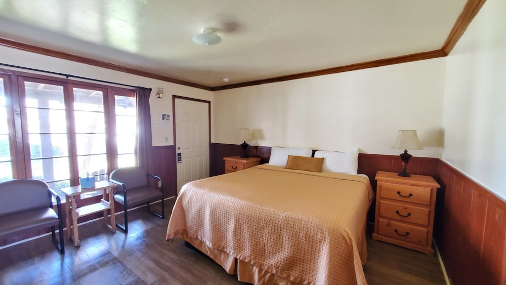 Kernville Inn - photo 33