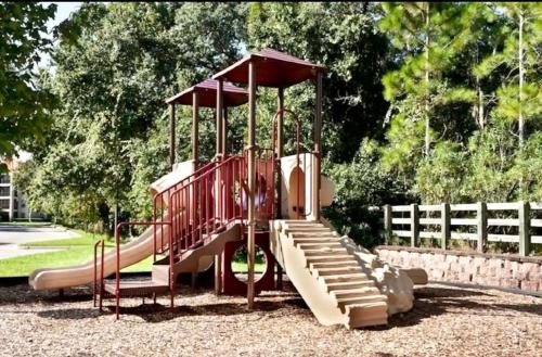 2br Condo Resort Close to Parks in Kissimmee, United States