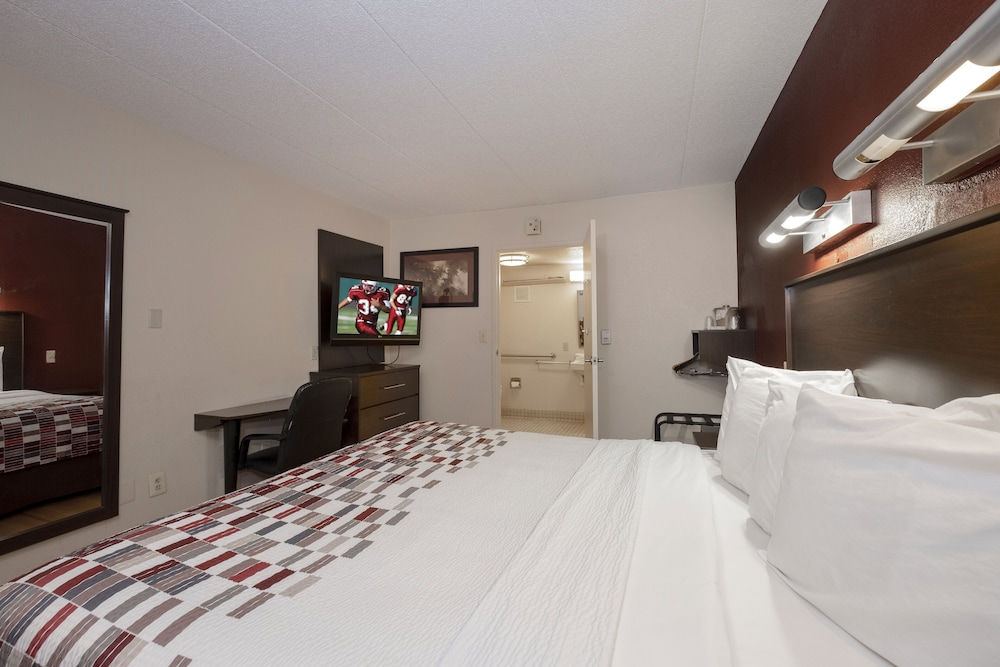 Red Roof Inn Washington DC Lanham - photo 17