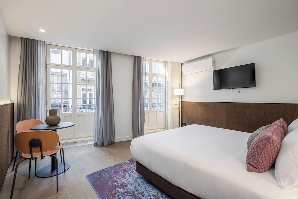 Aspasios Baixa Apartments — 4-Star Luxury Hotel in Porto, Portugal