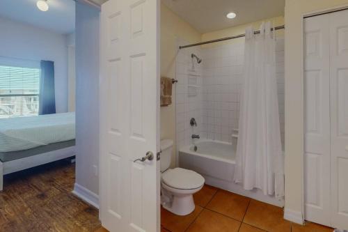 305 Madeira Bay Resort - photo 26