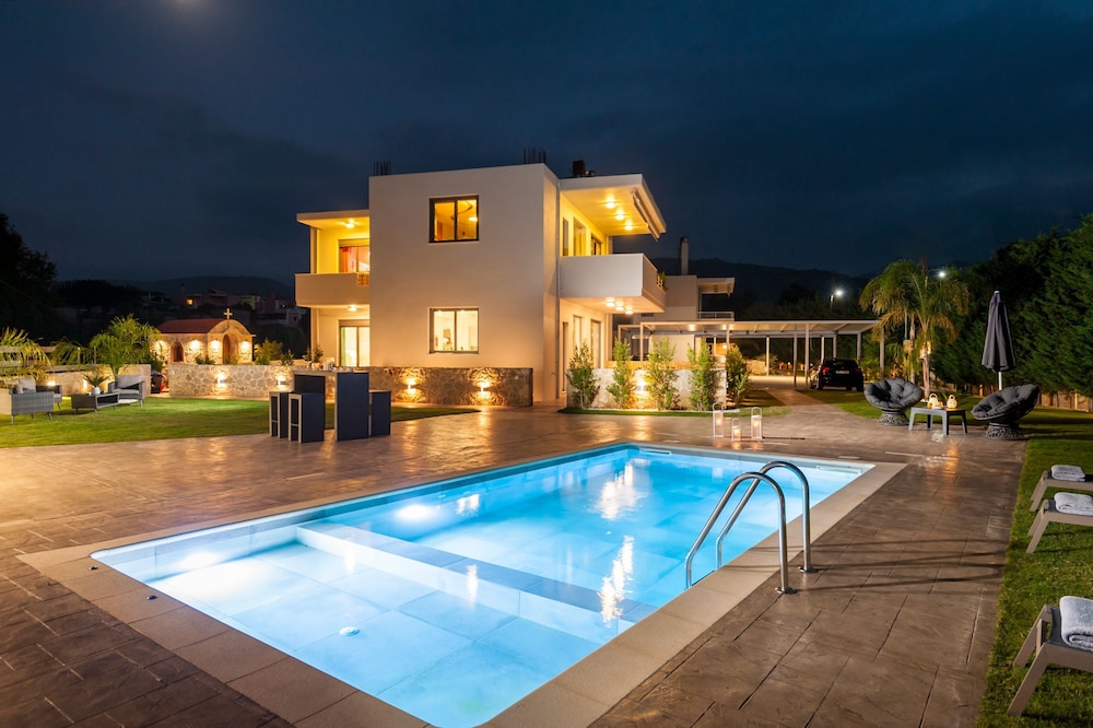 Amaen Luxury House — 4-Star Luxury Hotel in Chania, Greece