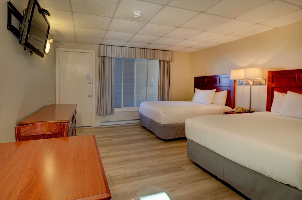 Atlantic Oceanfront Hotel - photo 11