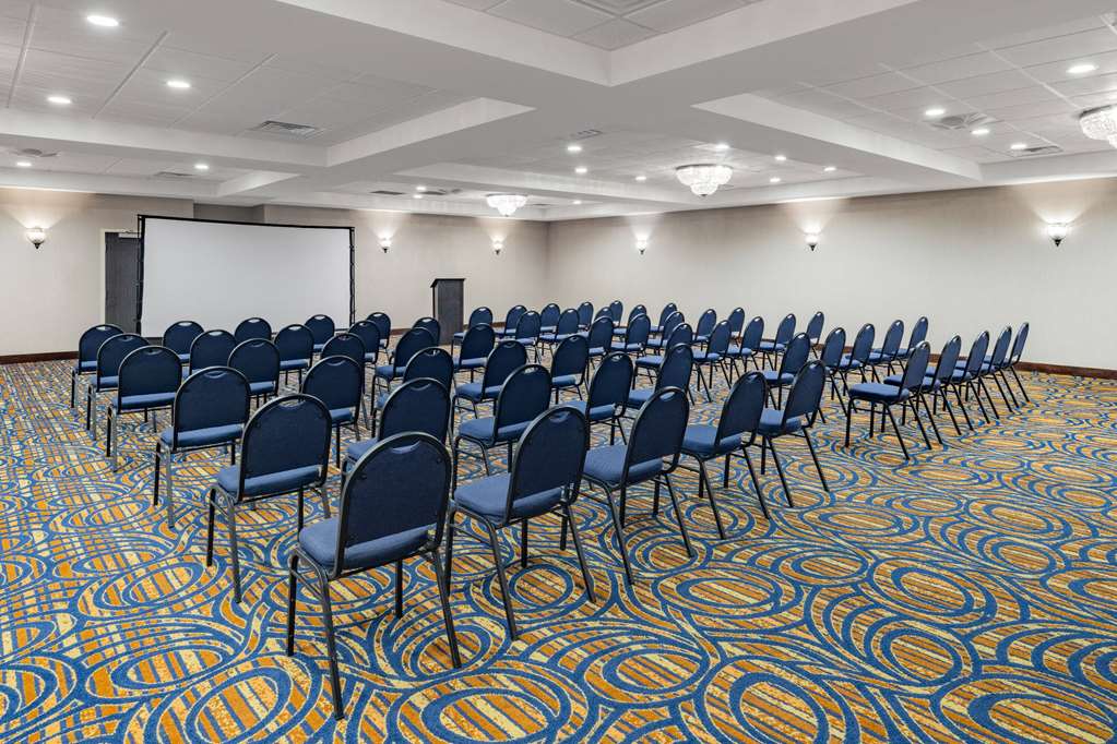 Days Inn and Suites by Wyndham Oxford - photo 37