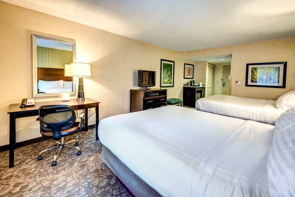 Holiday Inn Express Hotel of Neptune by IHG - photo 11