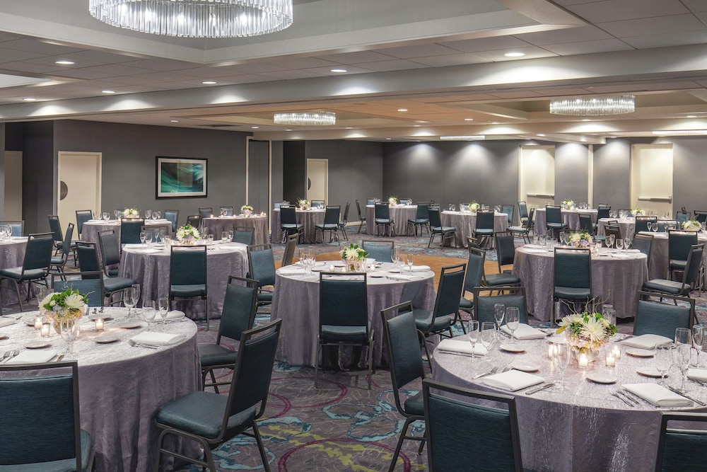 Doubletree Hotel Columbia - photo 35